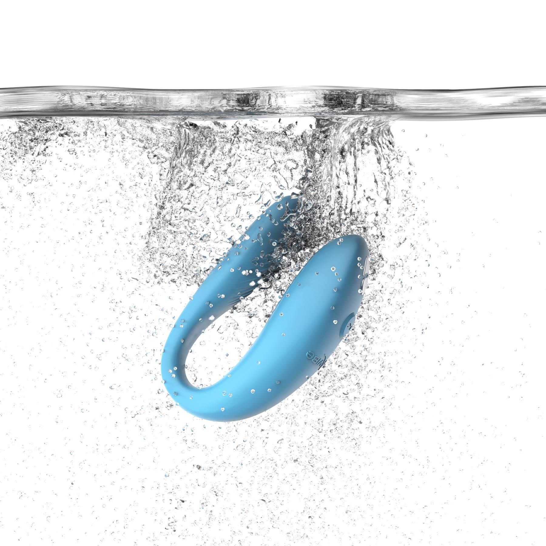 We-Vibe Sync Go Couples Vibrator- Waterproof Shot