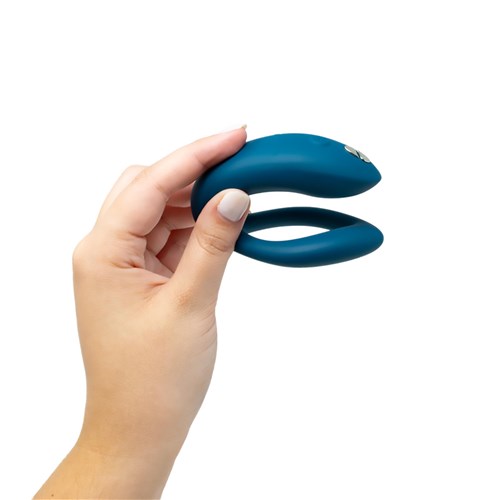 We-Vibe Sync O Couples Vibrator- Hand Shot to Show Size