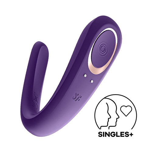 Satisfyer Double Classic Couples Vibrator angled shot