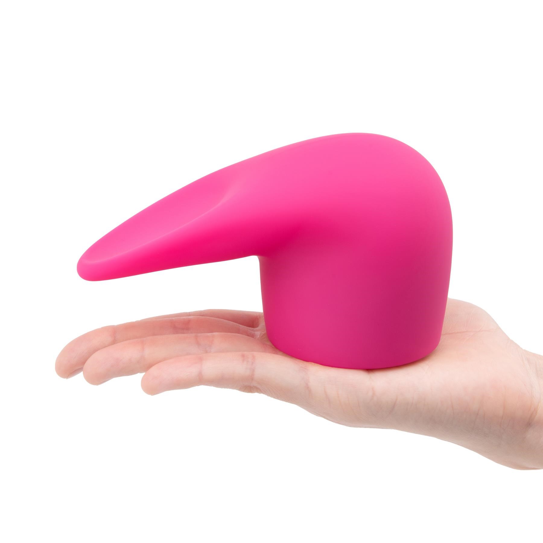 LE WAND FLICK FLEXIBLE SILICONE ATTACHMENT IN HAND SHOT 1