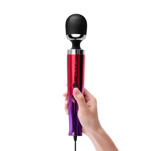 Le Wand Die Cast Wand Massager in hand