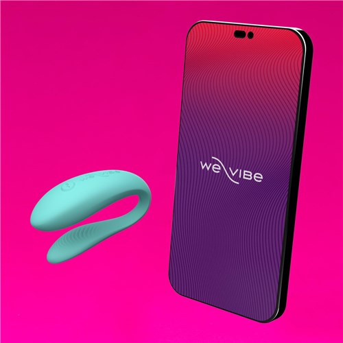 We-Vibe Sync Lite Couples Massager - Product Shot With App