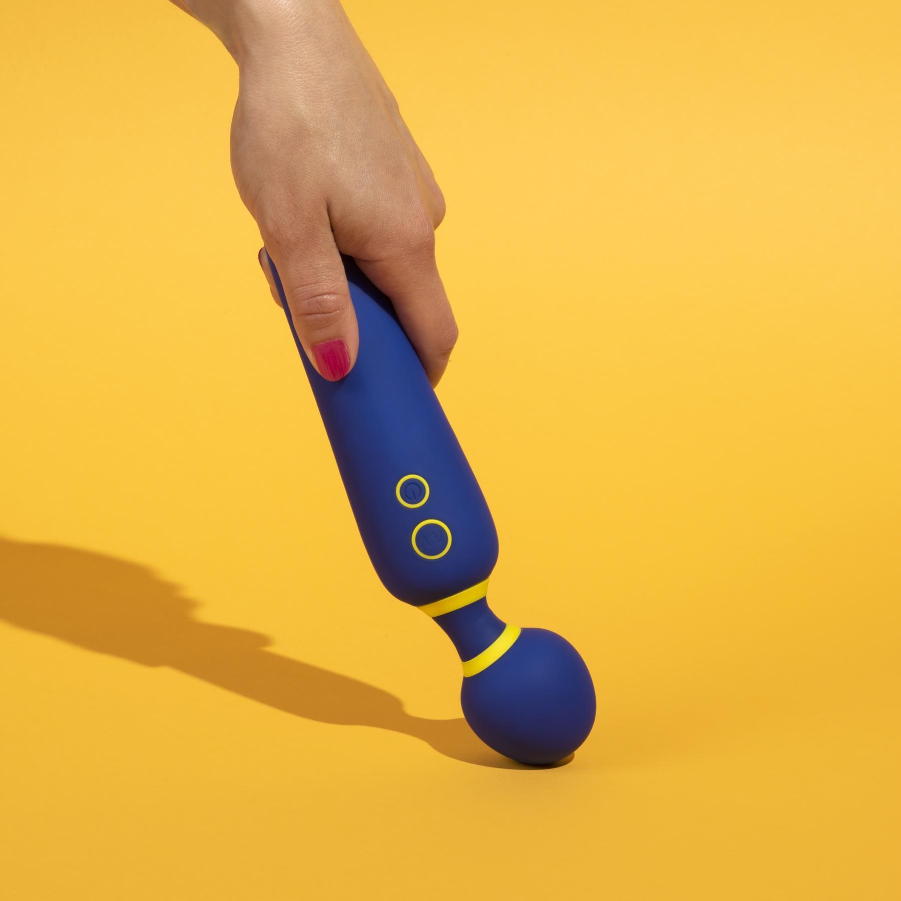 ROMP FLIP WAND MASSAGER BY WE-VIBE showing flexible head